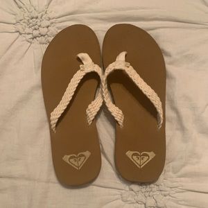 Roxy flip flops